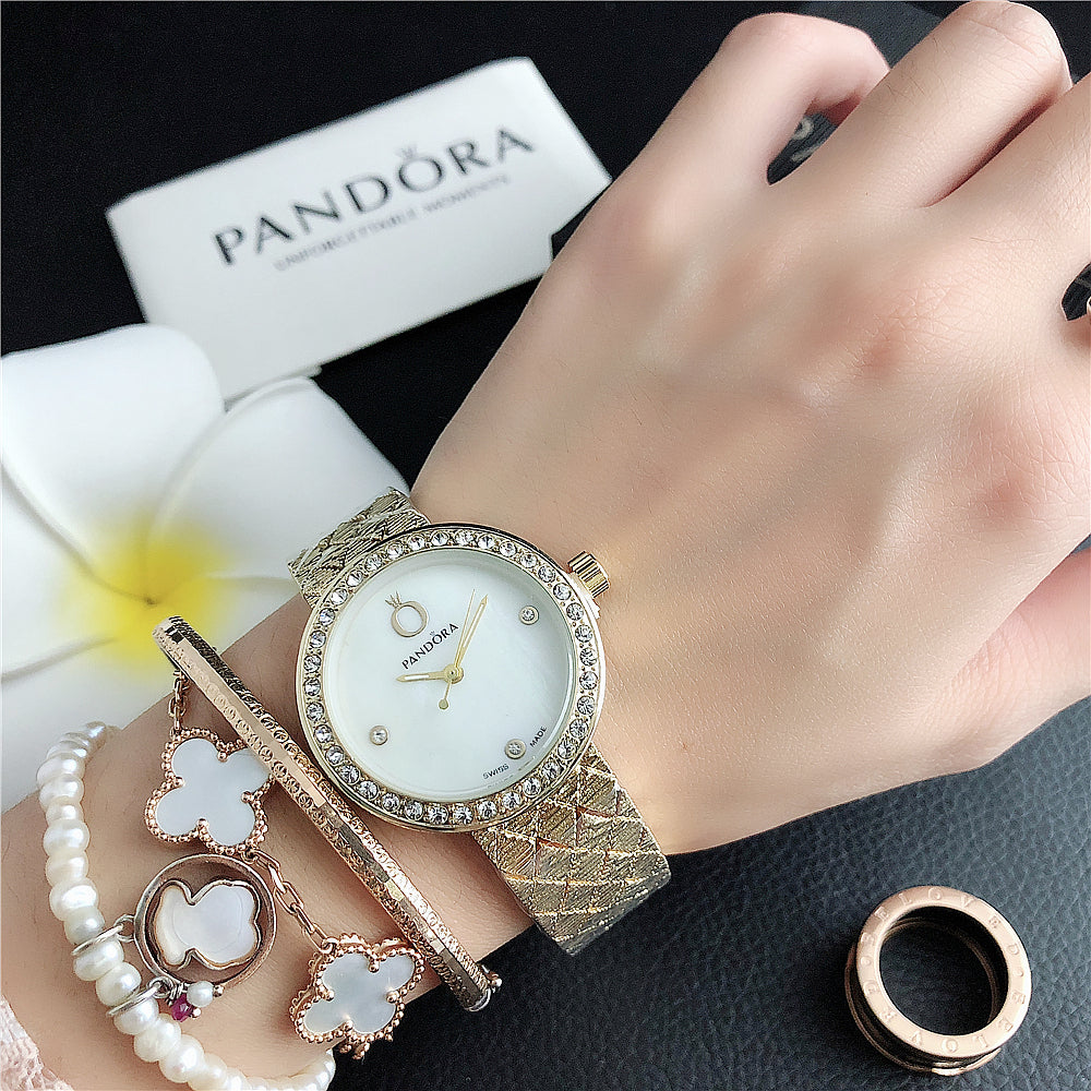 P A N D O R A Royale Marbeli™ – Time Wears Luxury