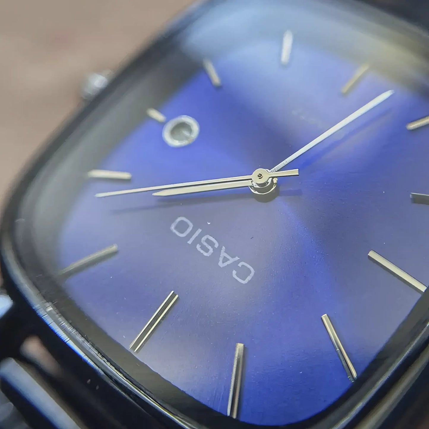 CASIO Luxuriöse 36-mm-Uhr – Wasserdicht | Transferierter Stahl