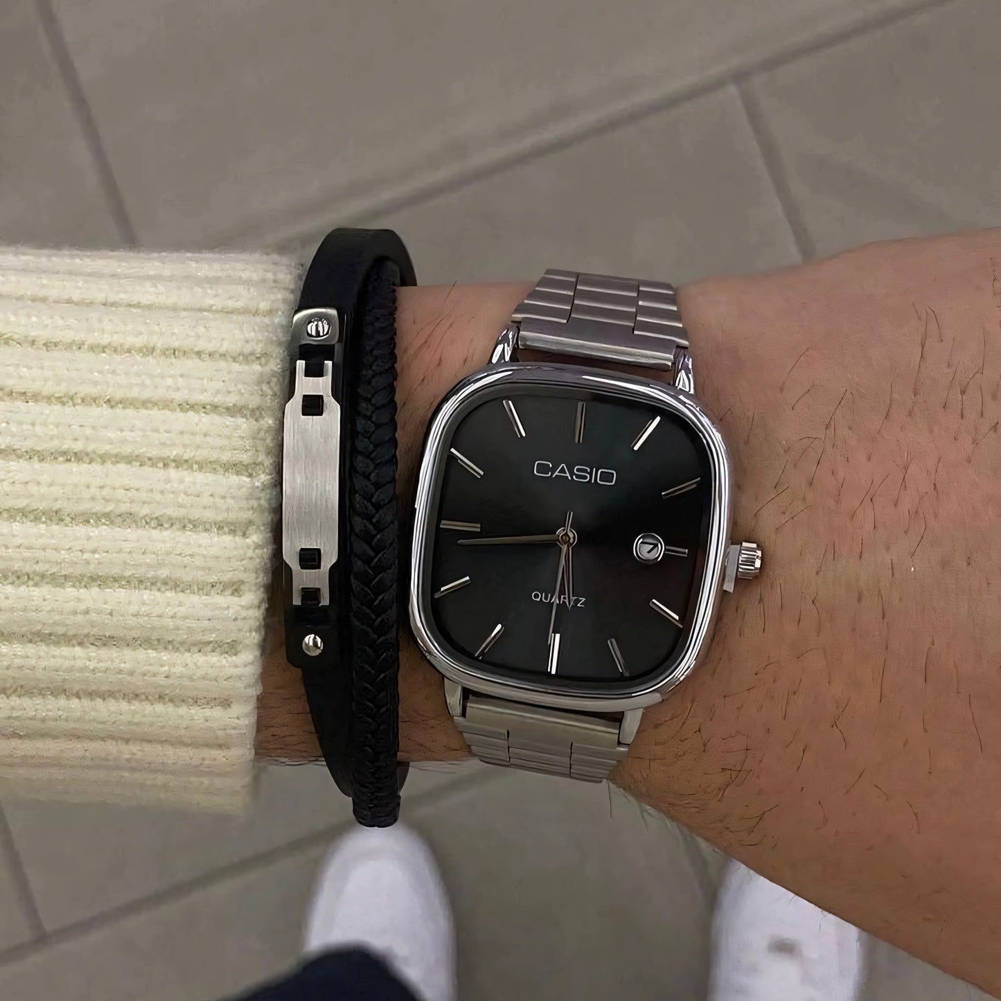 CASIO Luxuriöse 36-mm-Uhr – Wasserdicht | Transferierter Stahl