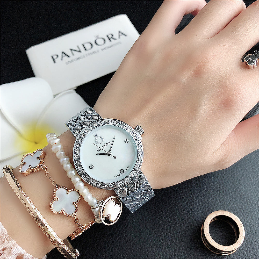 P A N D O R A Royale Marbeli™ – Time Wears Luxury