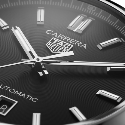 TAG Heuer Carrera Date 39mm – Black