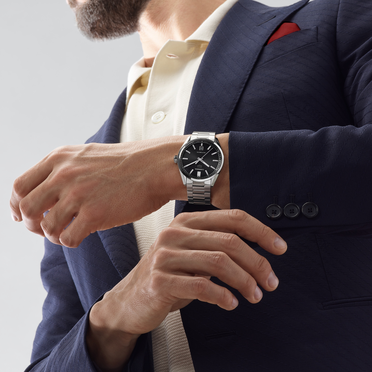 TAG Heuer Carrera Date 39mm – Black