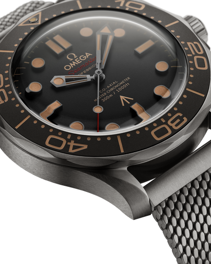 Seamaster Diver 300M 007 Edition 42mm – Gift Included